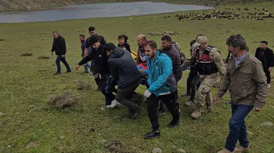 AFAD ve Jandarma Zorlu Arazide Yaralıya Ulaşmaya Çalıştı