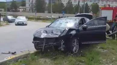 Sivas-Erzincan Yolunda Kaza! 6 Kişi Yaralandı!