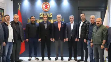 AK Parti Sivas Merkez İlçe Yönetiminden Mehmet Şarkışla’ya Hayırlı Olsun Ziyareti