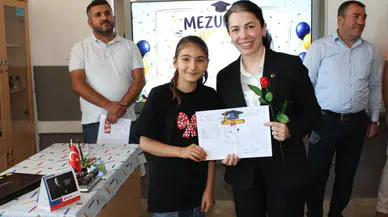 Hafik'te Gezen Sinema Tırı ve Karne Sevinci Bir Arada Yaşandı