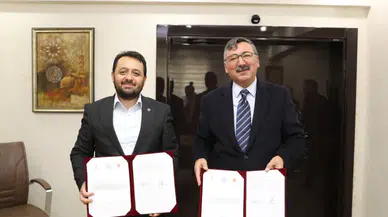 SCÜ İlahiyat Fakültesi, İl Müftülüğü ve TDV Sivas Şubesi Arasında İş Birliği Protokolü İmzalandı