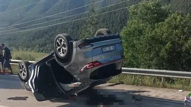 Sivas Yolunda Feci Kaza! 1 Kişi Hayatını Kaybetti! 5 Kişi Yaralandı!