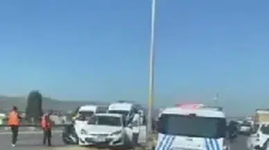Sivas’ta Zincirleme Trafik Kazası: Çok Sayıda Araçta Maddi Hasar Oluştu