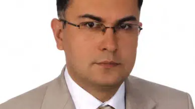Duruşma sırasında kalp krizi geçiren savcı hayatını kaybetti