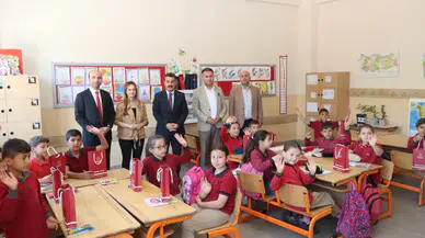 Sivas İl Millî Eğitim Müdürü Fatih Erdoğan Olukman Köyü’nde Okul Ziyaretinde Bulundu