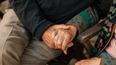 75 yıllık evli çift tek tek açıkladı: İşte uzun ilişkinin 3 temel sırrı