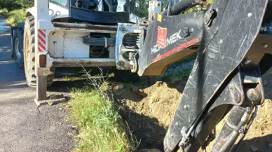 Gölova’da Köy Yolları ve Altyapı Çalışmaları Sürüyor