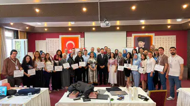 Türkiye'nin Dört Bir Yanından Gelen Öğretmenler Sivas'ta Dijital Eğitim İçin Bir Araya Geldi