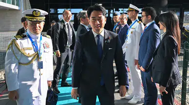 Japon Bakan Koizumi'nin Ankara'da Su Şaşkınlığı: "Önce Mum Sandım"