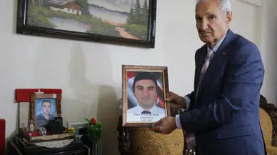Sivas'ta Şehit Oğlunun Anısını 14 Bin Kitapla Yaşatacak