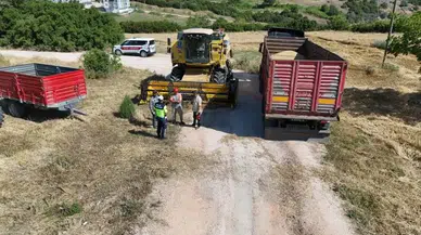 Jandarma Tarlaya İndi! Hasat Yapan Çiftçilere Hayati "Tanker" Uyarısı