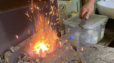 Sivas’ta 60 derecelik atölyede üretim: “Dışarısı bize serin geliyor”