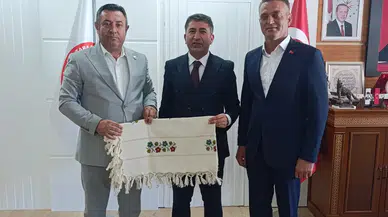 Zara'da Siyaset ve Bürokrasi Zirvesi! Komşu Şehirden Sürpriz Ziyaret...