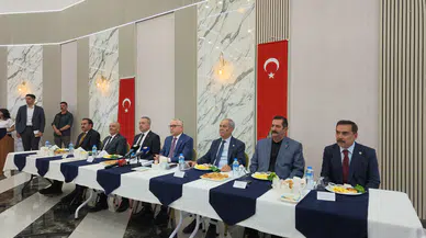 Sivas'ta Protokol ve Basın Bir Arada! Vali ve Başkan Mesaj Verdi...