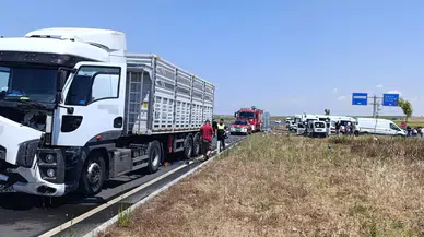 Tekirdağ'da Feci Kavşak Kazası! 2 Ölü, 3 Yaralı Var... İşte Detaylar