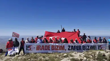 15 Temmuz Şehitleri İçin Yıldız Dağı'na Anlamlı Tırmanış