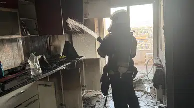 Mardin'de 7 Katlı Binada Korku Dolu Anlar! Alevler Son Katı Sardı...