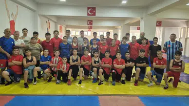Sivas Demirspor'dan Minikler Türkiye Güreş Şampiyonası'na 30 Sporcu