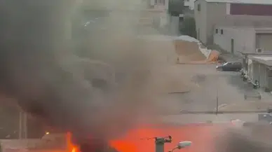 Kahta'da Korku Dolu Anlar! Hurdacıda Çıkan Yangın Mahalleliyi Sokağa...