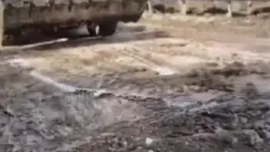 Hafik Tozanlı Grup Yolu’nda Yağış Nedeniyle Tahrip Olan Noktalarda Menfez Çalışması
