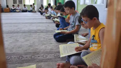 Diyanet Yaz Kur'an kursları başlıyor: İşte 2026 kayıt tarihleri ve başvuru detayları