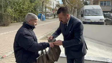 60 Bin Doları Geri Verdi: "Kötü Niyet Geçmedi" Diyen Çalışana Ödül