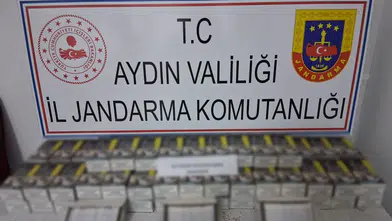 İzmir'den Aydın'a Kaçak Sigara Sevkiyatına Jandarma Engeli