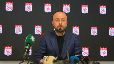 Sivasspor Başkanı Burak Özçoban’dan Transfere ve Finansal Duruma Dair Dev Açıklamalar