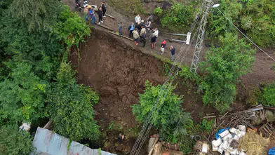 Ordu Akkuş’ta Heyelanda Ahır Toprak Altında Kaldı: 5 Büyükbaş Telef Oldu, 5'i Kurtarıldı