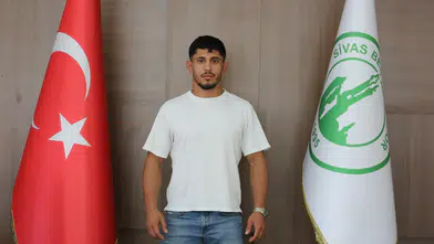 Sivas Gücü Belediyespor’dan Güreş Takımına Dünya Şampiyonu Takviyesi
