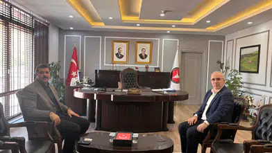 Mustafa Kaya’dan Koyulhisar Kaymakamı Yunus Emre Yıldız’a Ziyaret
