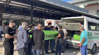 Eşi Tarafından Öldürülen Emine Çil Son Yolculuğuna Uğurlandı