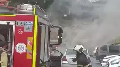 Hastane Otoparkında Otomobil Yangını: Ekipler Sevk Edildi