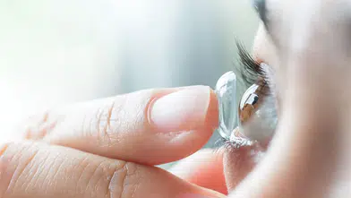 Kontakt Lens Kullananlar Dikkat: Görme Kaybına Yol Açan 5 Hata