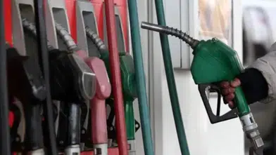 Benzine indirim, motorine zam geldi: İşte 10 Ekim güncel akaryakıt fiyatları
