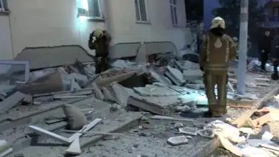 İstanbul'da 7 katlı bina çöktü