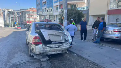Ankara'da Korku Dolu Anlar! Freni Boşalan Kamyonet Dehşet Saçtı