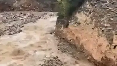 Bursa'da Korkutan Heyelan! Toprak Bir Anda Kaydı, O Anlar Kamerada