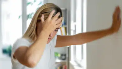 Ani baş dönmesi atakları yaşıyorsanız dikkat! Vertigonun Belirtisi Olabilir