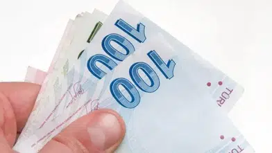 Kamu işçilerine ek ödemenin ilk yarısı yarın hesaplarda