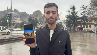 Dünya ikincisi olan fotoğrafçıya gümrük şoku! İmha edildi
