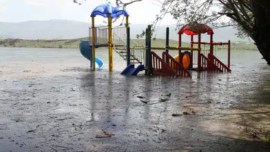 Sivas’ta Baraj Doldu, Göl Kenarı Su Altında Kaldı