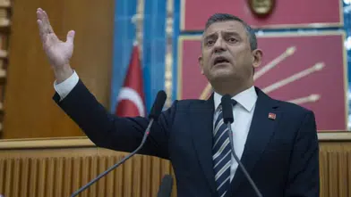 Özgür Özel yönetiminin, CHP'nin banka hesaplarına erişimi donduruldu