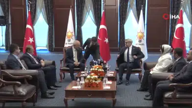 AK Parti ile CHP 3 Bayram Sonra Yeniden Bayramlaştı! Bayramlaşmada Rukiye Toy da Yer Aldı!