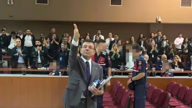 İBB davasında olay! Ekrem İmamoğlu 'İnmiyorum aşağı' deyip kriz çıkardı