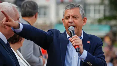 Özgür Özel: Anketlere göre yeni parti kurarsak AK Parti’nin 4 puan önündeyiz