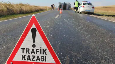 Sivas'ta Tır Yolu Kapatı: Gemerek'te Kilometrelerce Kuyruk Oluştu