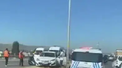 Sivas’ta Zincirleme Trafik Kazası: Çok Sayıda Araçta Maddi Hasar Oluştu