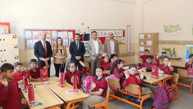Sivas İl Millî Eğitim Müdürü Fatih Erdoğan Olukman Köyü’nde Okul Ziyaretinde Bulundu