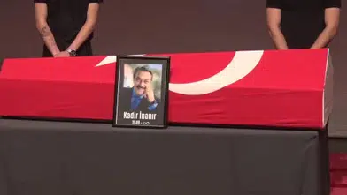 Yeşilçam Yasta! Kadir İnanır'ın Vedasında Herkesi Ağlatan O Görüntüler
